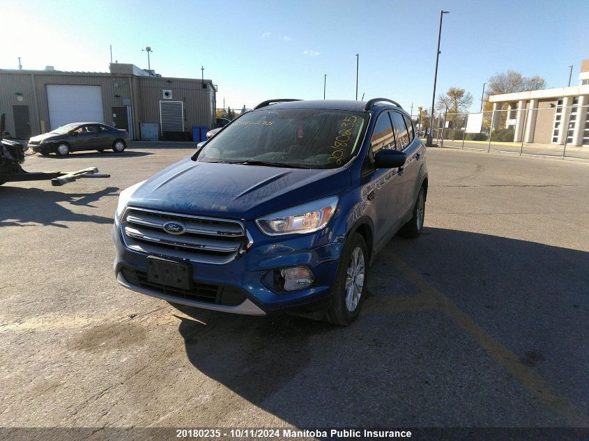 1FMCU9GD3JUA38312 2018 Ford Escape Se