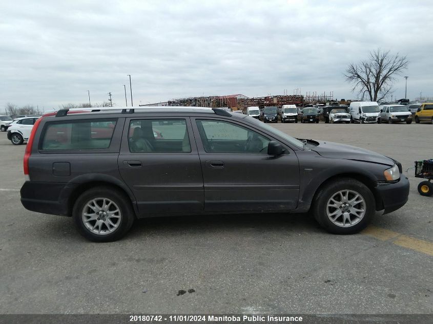 2005 Volvo V70 Xc VIN: YV1SZ592951176587 Lot: 20180742