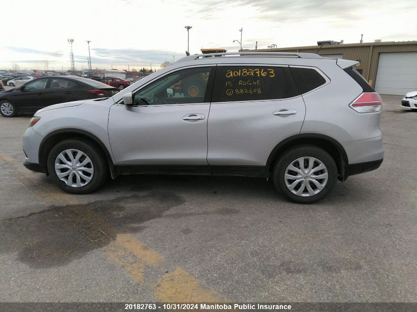 2015 Nissan Rogue S/Sl/Sv VIN: 5N1AT2MV9FC882608 Lot: 20182763