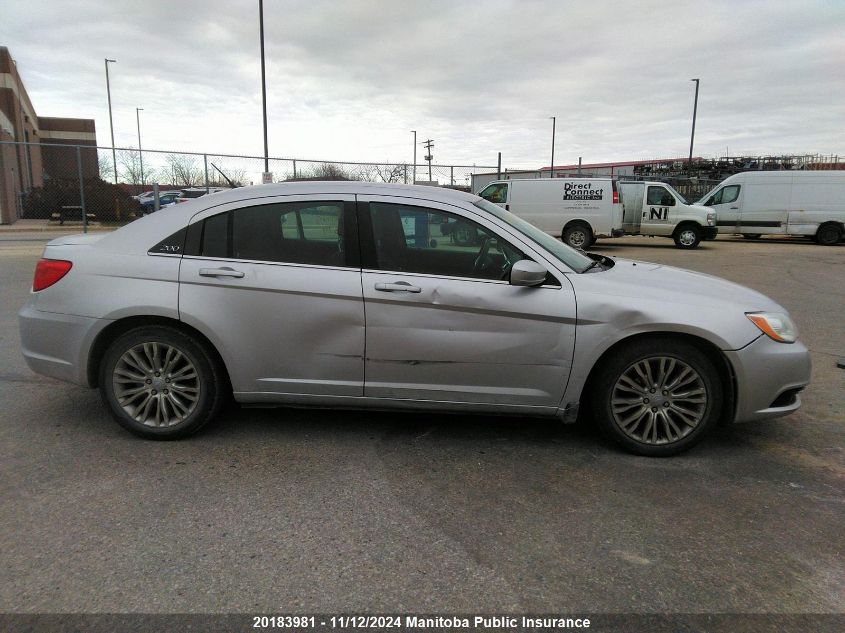 2012 Chrysler 200 Touring V6 VIN: 1C3CCBBGXCN172574 Lot: 20183981