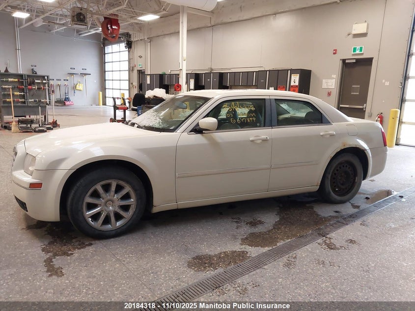 2007 Chrysler 300 Touring VIN: 2C3LA53G77H649899 Lot: 20184318