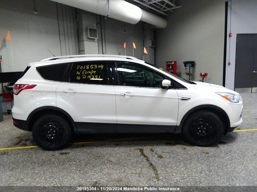 2014 Ford Escape Titanium VIN: 1FMCU9J93EUD19391 Lot: 20185304