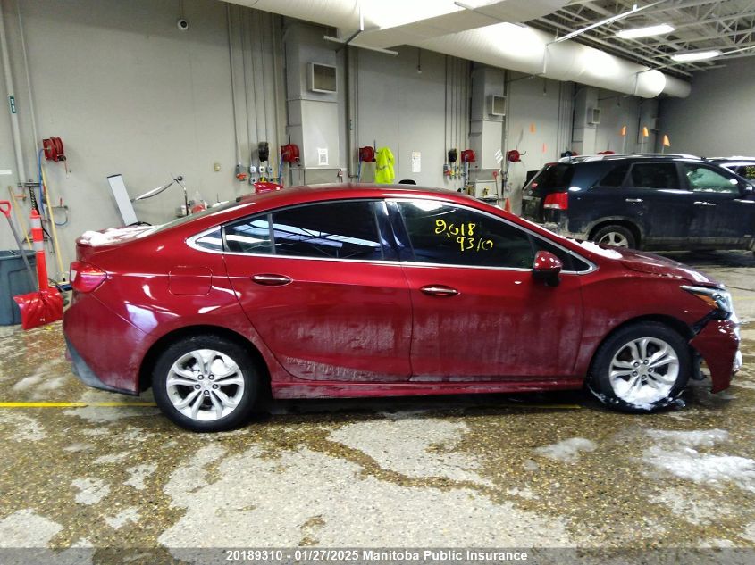 2018 Chevrolet Cruze Premier Turbo VIN: 1G1BF5SM2J7137057 Lot: 20189310