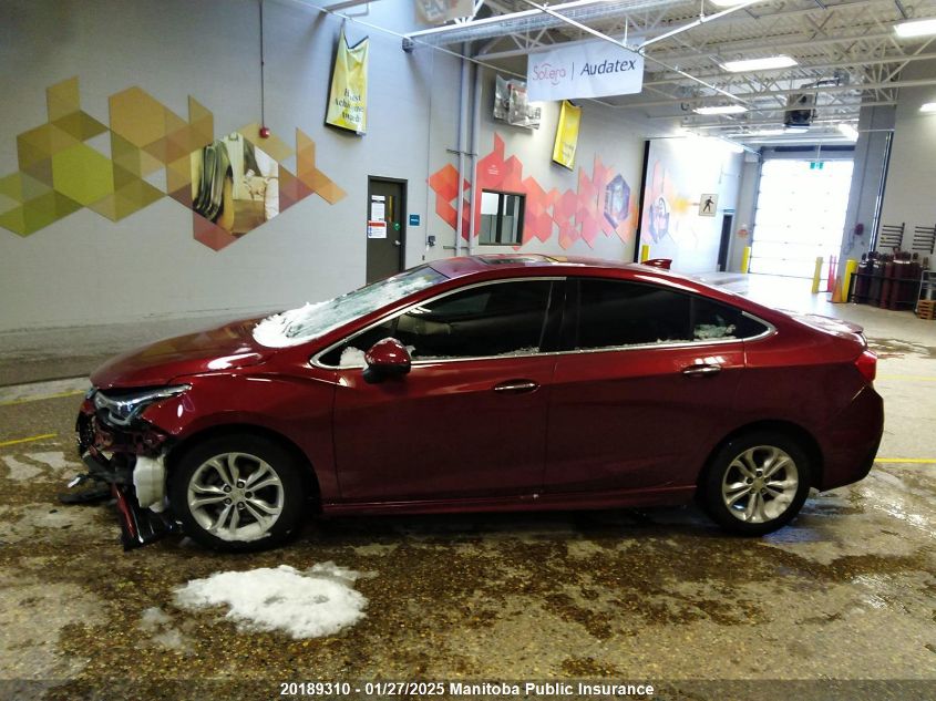 2018 Chevrolet Cruze Premier Turbo VIN: 1G1BF5SM2J7137057 Lot: 20189310