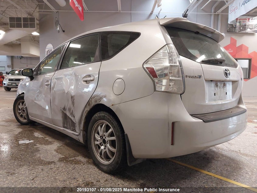 Vin: jtdzn3eu2c3048219, lot: 10203092, toyota prius v 20123