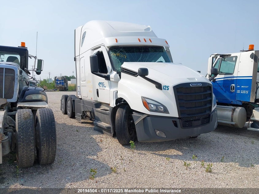 1FUJHHDR5PLNY5308 2023 Freightliner New Cascadia 126 auction photo 1