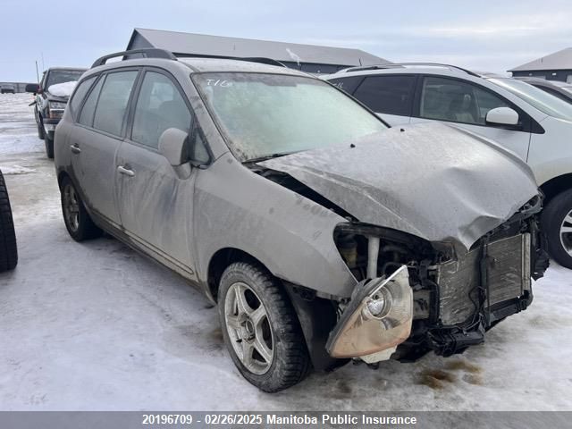2009 Kia Rondo