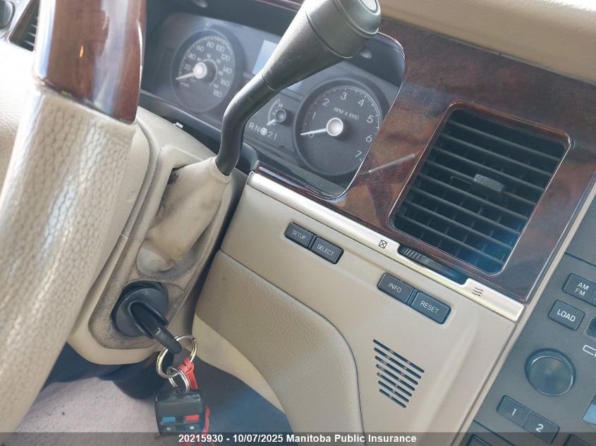 2006 Lincoln Town Car Designer VIN: 1LNHM83W46Y621219 Lot: 20215930