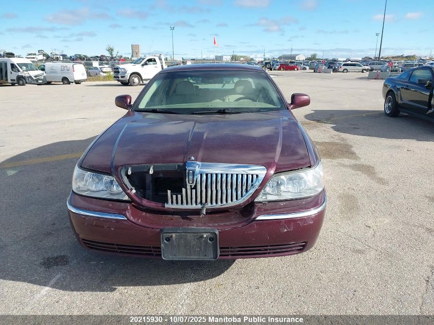 2006 Lincoln Town Car Designer VIN: 1LNHM83W46Y621219 Lot: 20215930