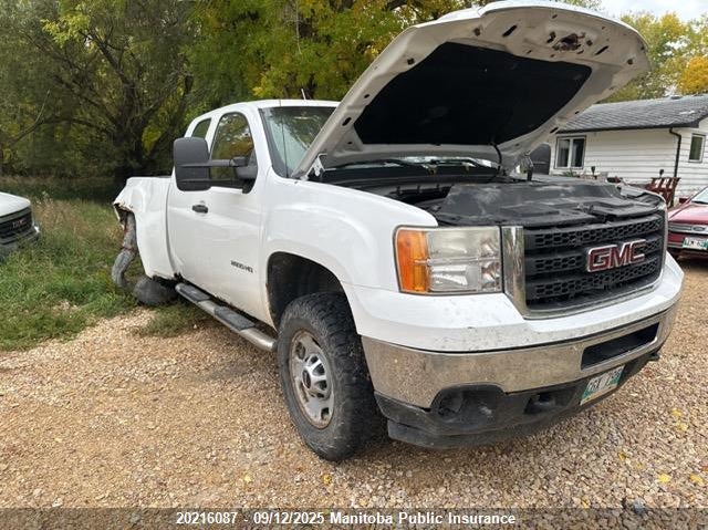 1GT22ZEG9BZ238716 2011 GMC Sierra 2500 Hd Wt Ext Cab auction photo 1