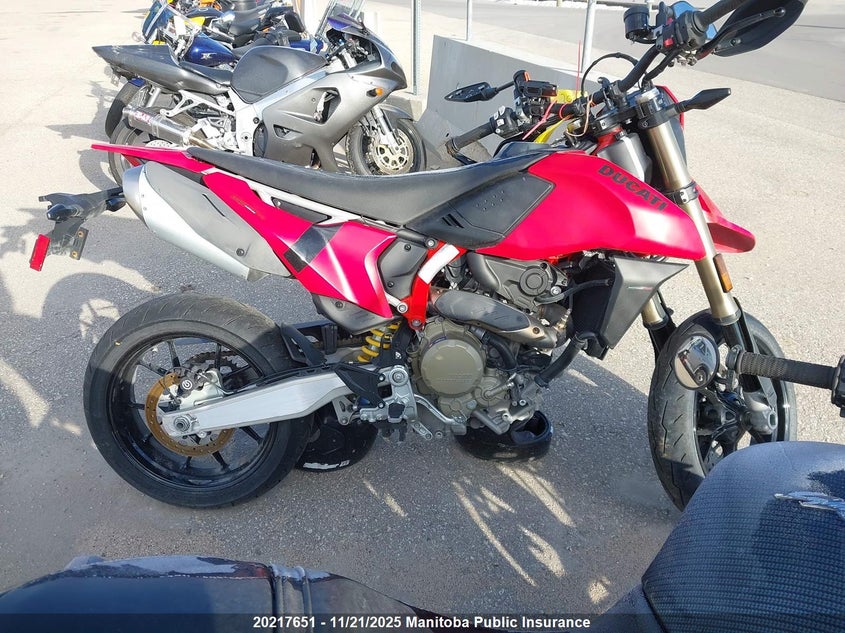 2024 Ducati Hypermotard 698 Mono VIN: ZDMBAS2N1RB000802 Lot: 20217651