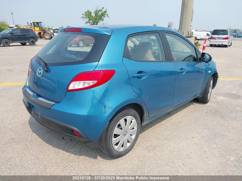 2011 Mazda Mazda2 Gx VIN: JM1DE1HY8B0121753 Lot: 20218128