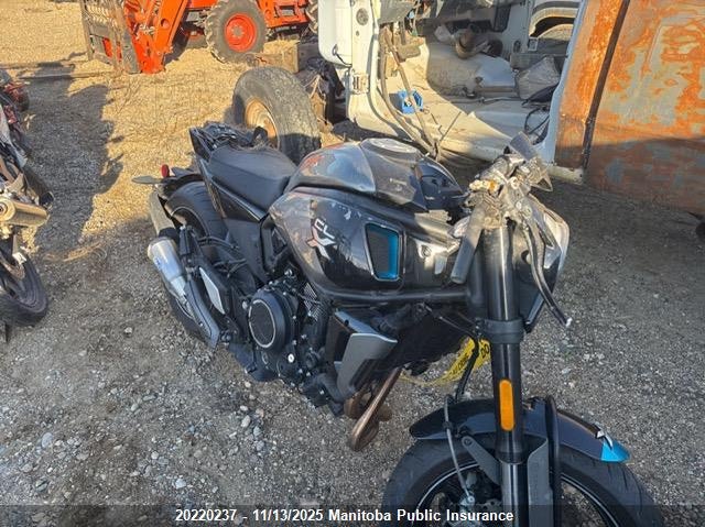 LCEPEWL18R6000121 2024 Cfmoto 700Cl-X Sport auction photo 1