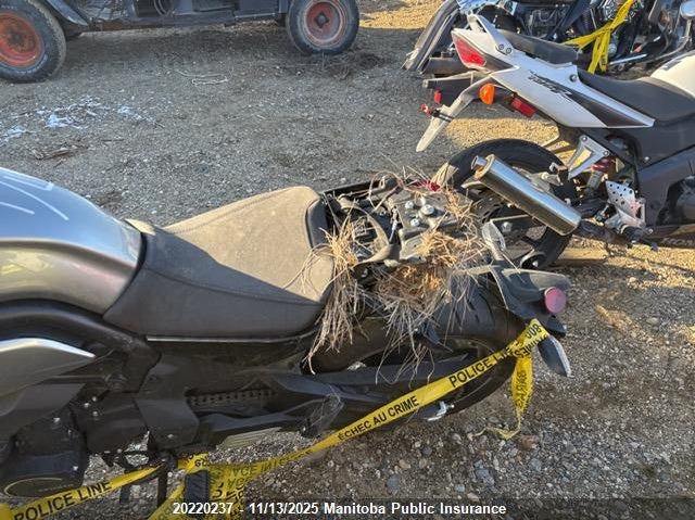 LCEPEWL18R6000121 2024 CFMOTO  photo no. 8