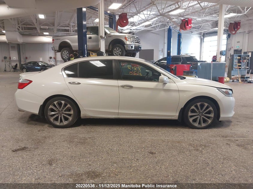 1HGCR2F56EA808227 2014 HONDA ACCORD photo no. 13