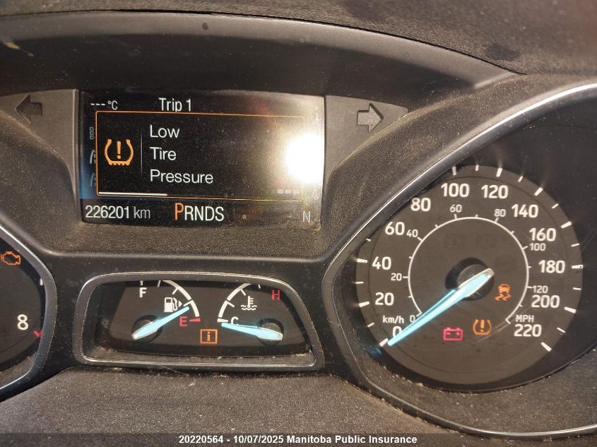 2017 Ford Escape Se VIN: 1FMCU0GD2HUE99586 Lot: 20220564