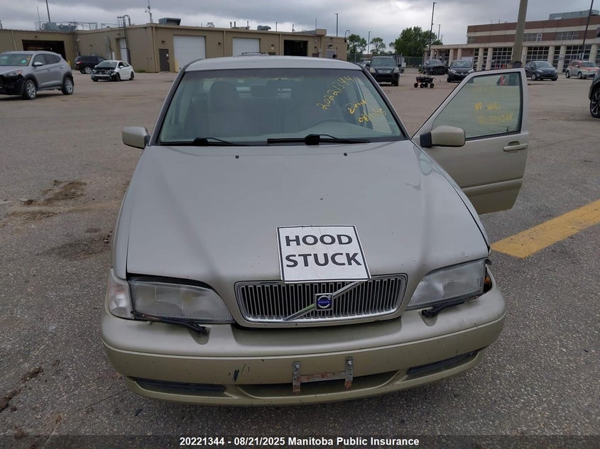 1999 Volvo S70 VIN: YV1LS55A6X3573588 Lot: 20221344