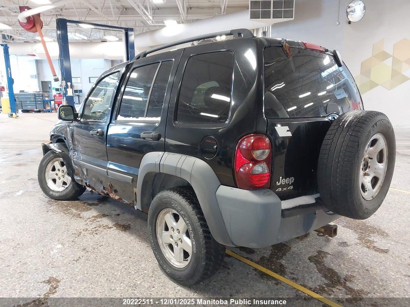 1J4GL48K75W670372 2005 JEEP LIBERTY (NORTH AMERICA) photo no. 3