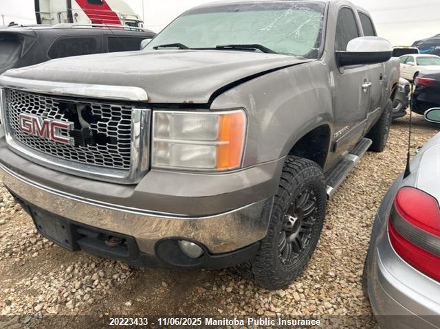 2GTEK13M771609220 2007 GMC Sierra 1500 Sle Crew Cab auction photo 1
