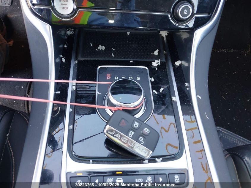 2017 Jaguar Xe 35T VIN: SAJAK4BV8HA975450 Lot: 20223758