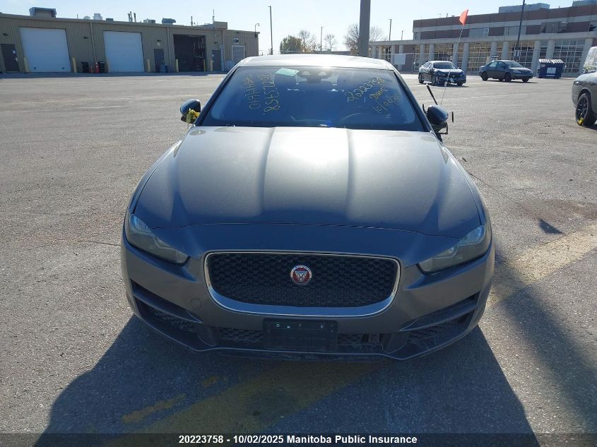 2017 Jaguar Xe 35T VIN: SAJAK4BV8HA975450 Lot: 20223758