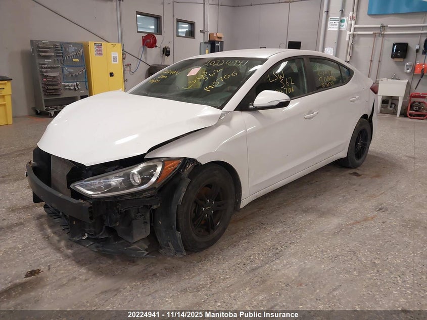 KMHD84LF1HU140706 2017 HYUNDAI ELANTRA photo no. 2