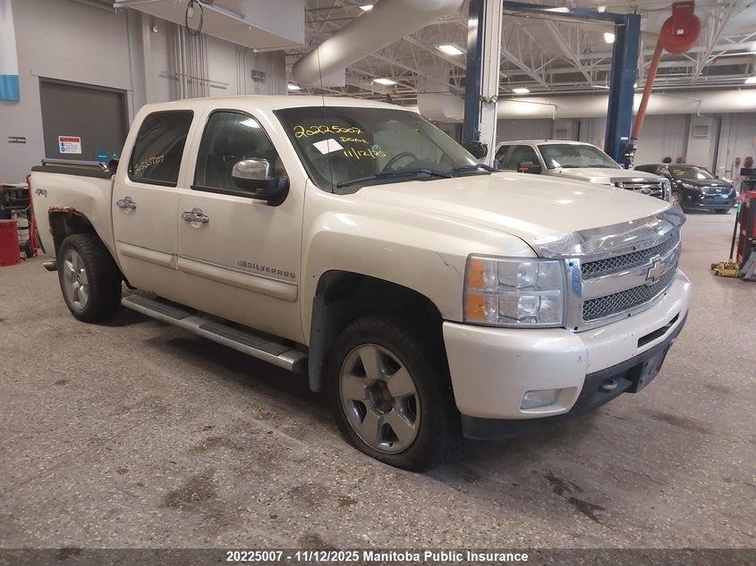 3GCRKTE32AG276067 2010 CHEVROLET  photo no. 13