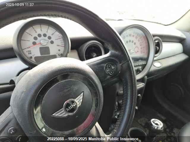 2013 Mini Cooper VIN: WMWSU3C52DT371555 Lot: 20225088