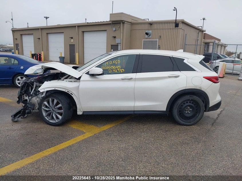 3PCAJ5M38KF142989 2019 INFINITI QX50 photo no. 15