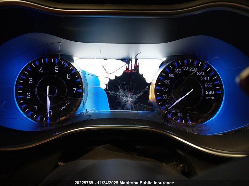 2015 Chrysler 200 C V6 VIN: 1C3CCCCG9FN598202 Lot: 20225769