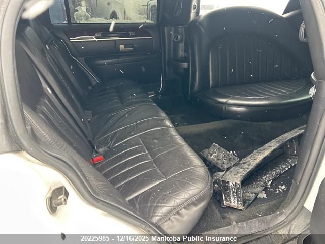 2007 Lincoln Town Car Executive VIN: 1L1FM88W77Y638678 Lot: 20225985