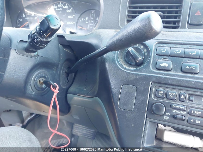 2000 Honda Odyssey VIN: 2HKRL1857YH013122 Lot: 20227068