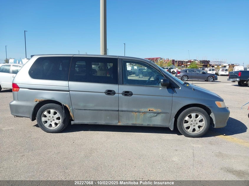 2000 Honda Odyssey VIN: 2HKRL1857YH013122 Lot: 20227068