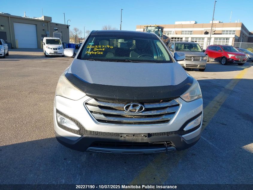 2013 Hyundai Santa Fe 2.0T VIN: 5XYZUDLA4DG008688 Lot: 20227190