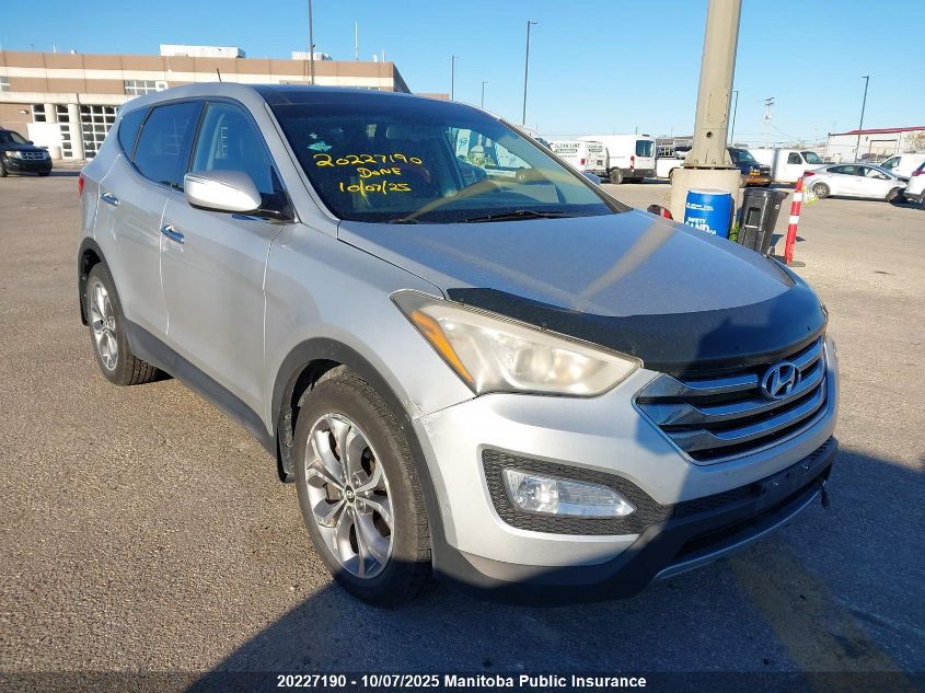2013 Hyundai Santa Fe 2.0T VIN: 5XYZUDLA4DG008688 Lot: 20227190