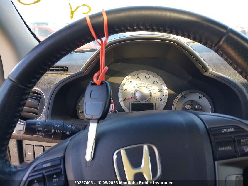 2011 Honda Pilot Touring VIN: 5FNYF4H98BB015975 Lot: 20227405