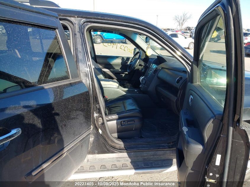 2011 Honda Pilot Touring VIN: 5FNYF4H98BB015975 Lot: 20227405