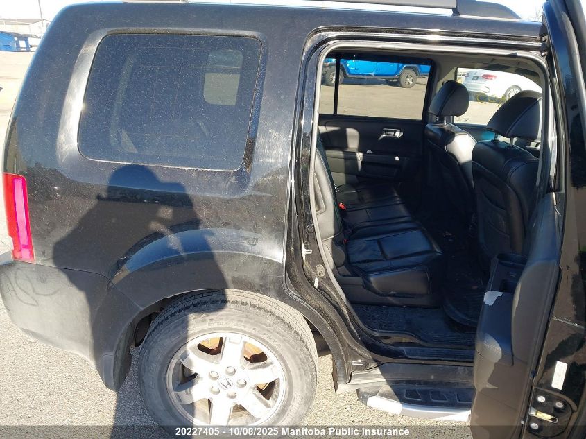 2011 Honda Pilot Touring VIN: 5FNYF4H98BB015975 Lot: 20227405