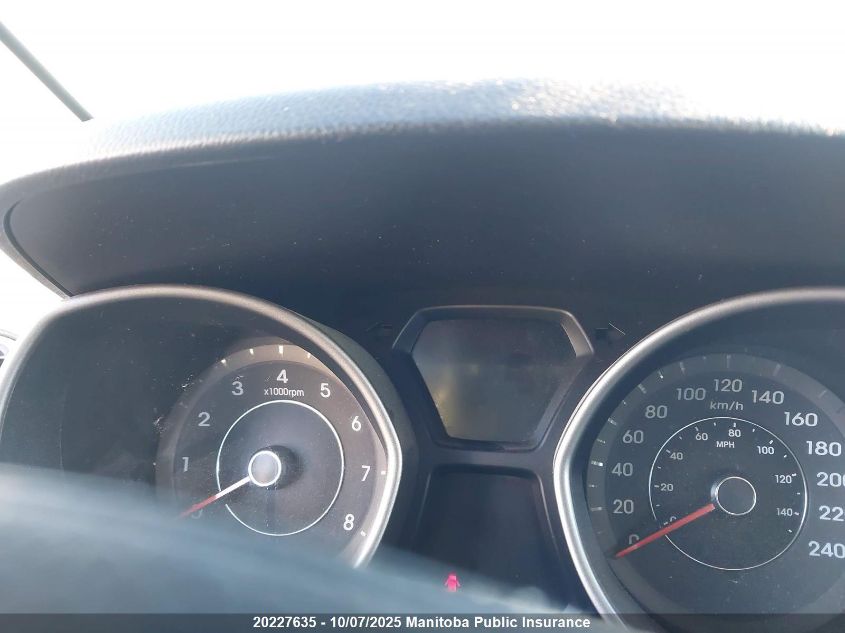 2013 Hyundai Elantra Limited VIN: 5NPDH4AE2DH260288 Lot: 20227635