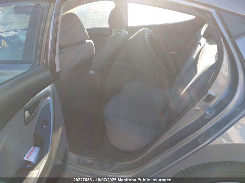 2013 Hyundai Elantra Limited VIN: 5NPDH4AE2DH260288 Lot: 20227635