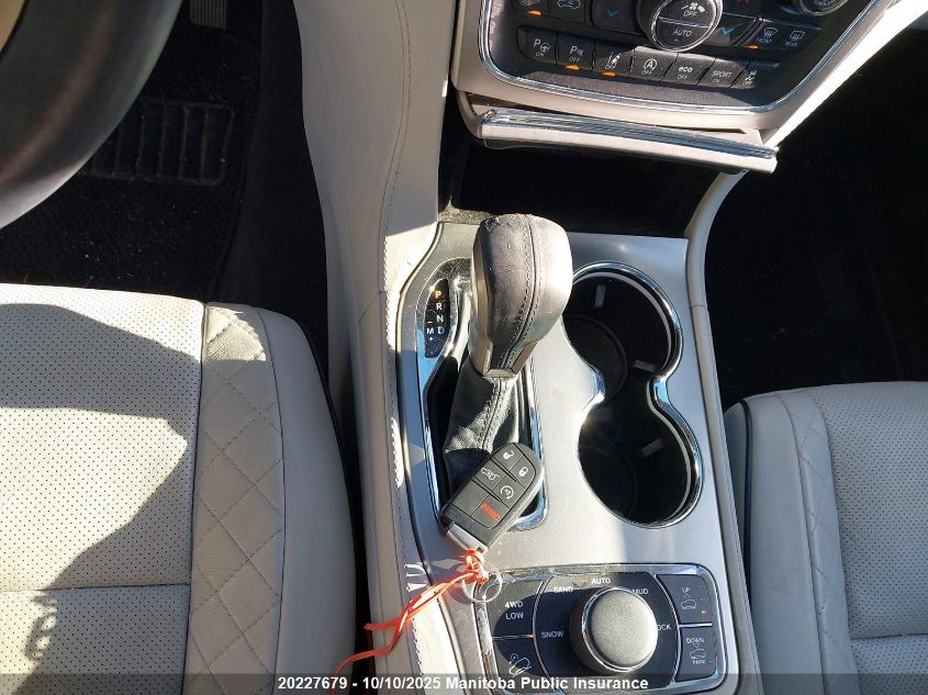 2017 Jeep Grand Cherokee Summit VIN: 1C4RJFJG5HC762687 Lot: 20227679