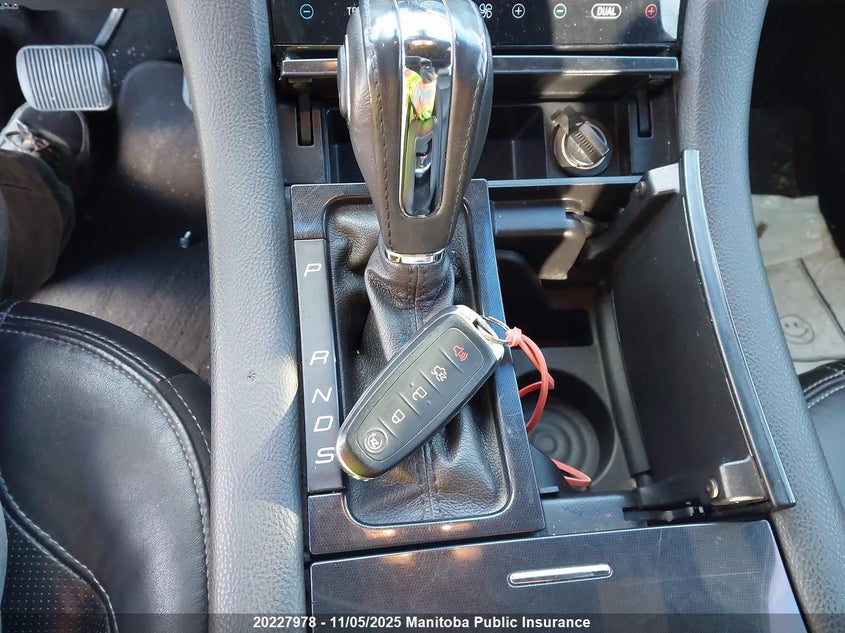 2015 Ford Taurus Limited VIN: 1FAHP2J8XFG165848 Lot: 20227978