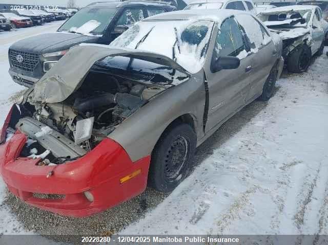 1G2JB52F947250142 2004 PONTIAC SUNFIRE photo no. 2