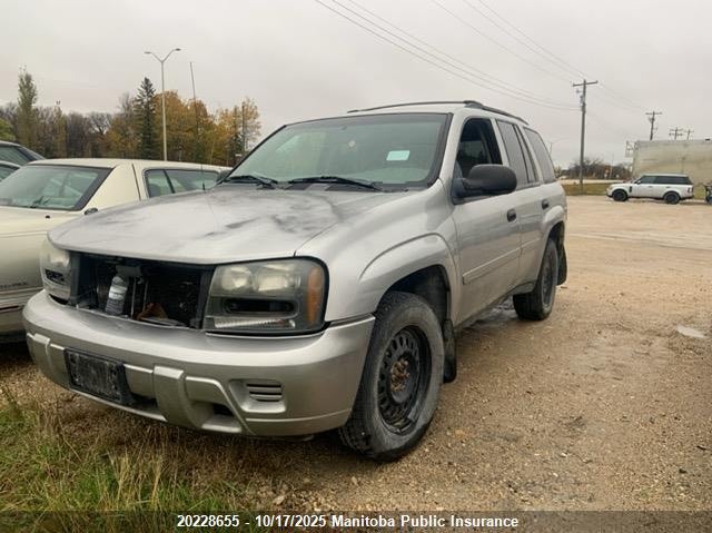 1GNDT13S582201542 2008 CHEVROLET TRAILBLAZER photo no. 2