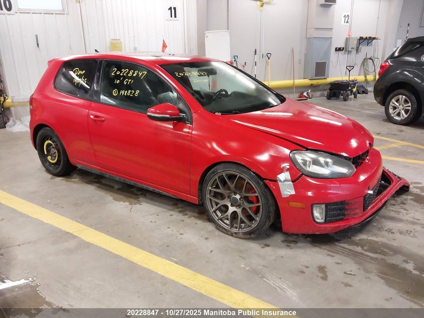 VOLKSWAGEN GOLF GTI 2.0T