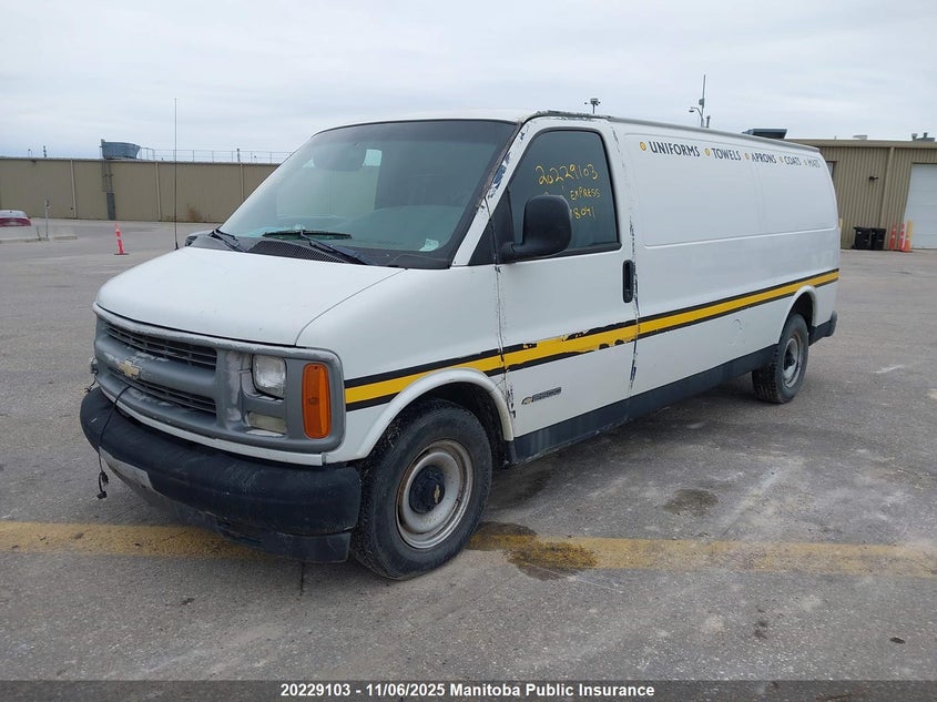 1GCFG29W5Y1198041 2000 CHEVROLET  photo no. 2