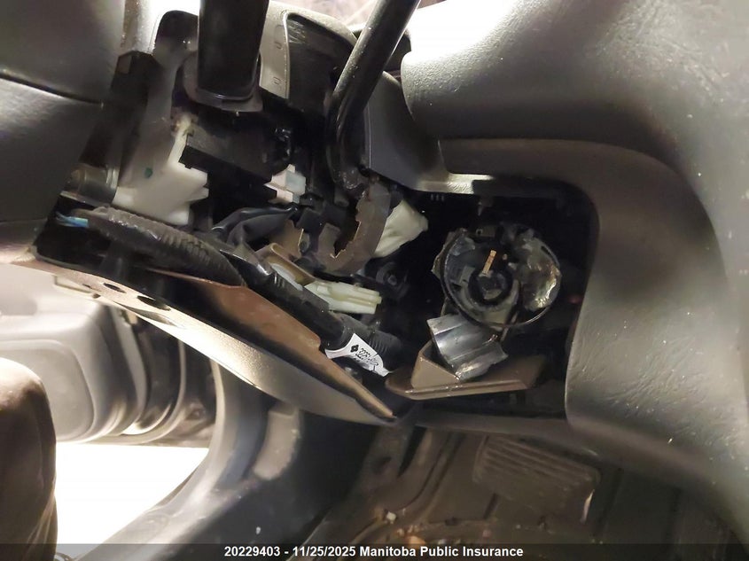 2000 Honda Cr-V VIN: JHLRD1853YC807840 Lot: 20229403