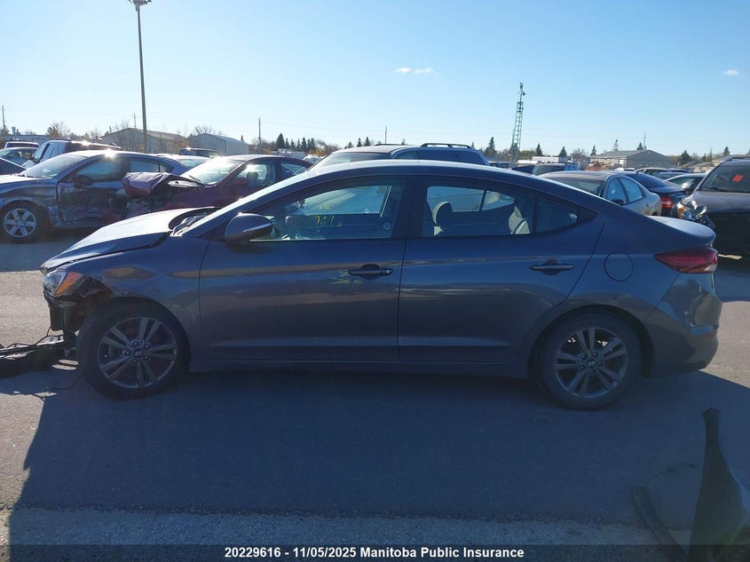 KMHD84LFXJU700289 2018 HYUNDAI ELANTRA photo no. 14
