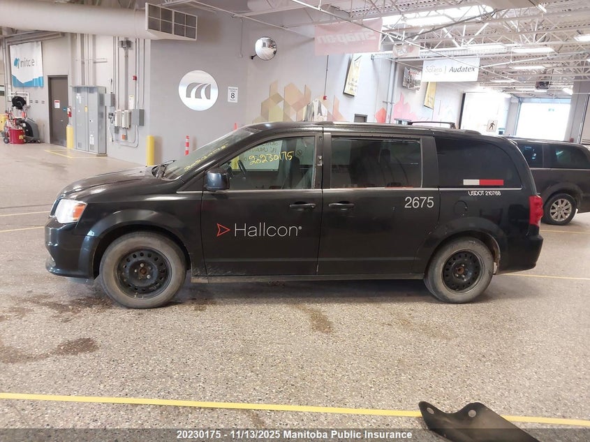 2018 Dodge Grand Caravan Crew VIN: 2C4RDGDG8JR295402 Lot: 20230175