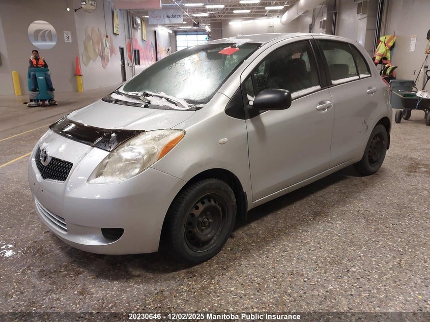 JTDKT923165018613 2006 TOYOTA YARIS photo no. 2
